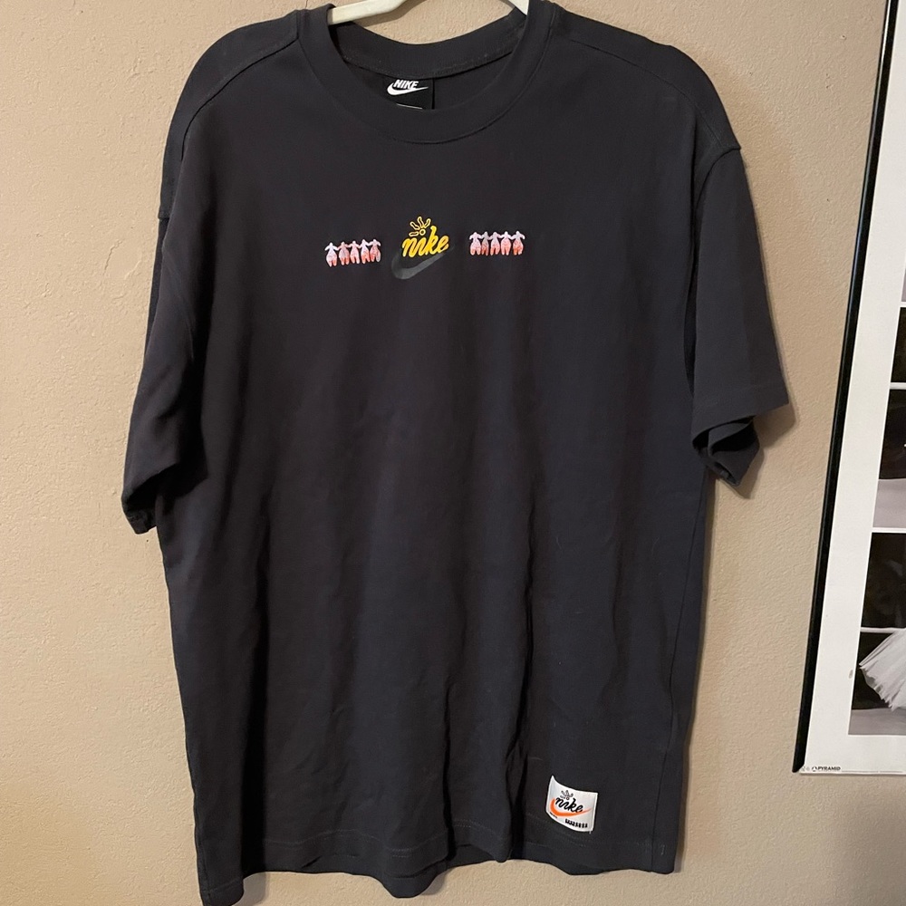 Nike mens shirt